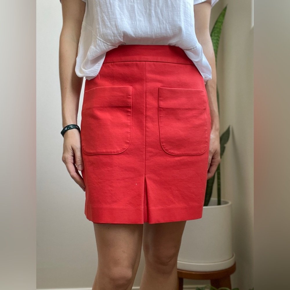 LOFT red skirt with pockets